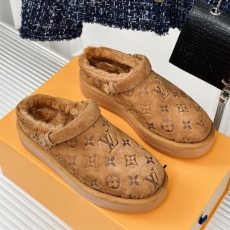 Louis Vuitton Low Shoes